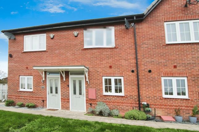 Thumbnail Terraced house for sale in Eden Court, Leeds