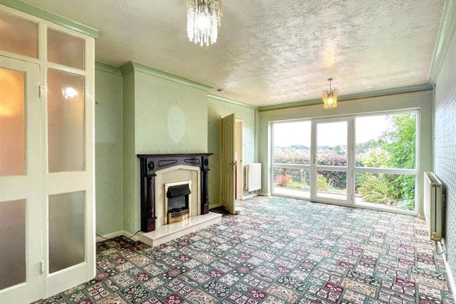 7, Dalehouse Road, Leek photo 3
