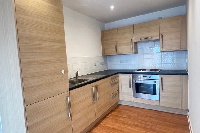 Aces Court, Hounslow photo 4
