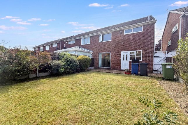17 Tarragon Way, South Shields photo 3