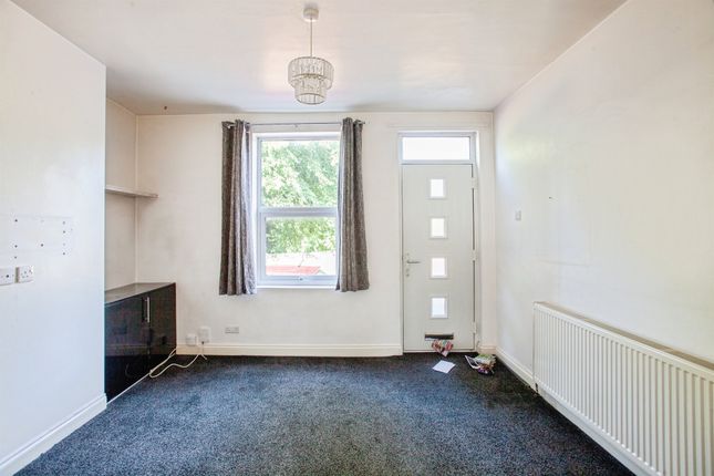 212, Psalters Lane, Rotherham photo 2