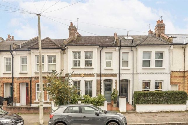 Thumbnail Property for sale in Wyndcliff Road, London