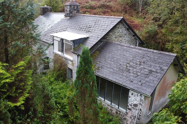 Thumbnail Cottage for sale in Pennant, Llanbrynmair, Powys