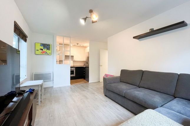 16 Leckhampton Place Old Station Drive, Cheltenham photo 3