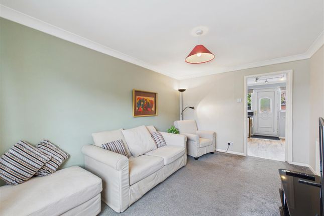 14, Briar Close, Newport photo 3