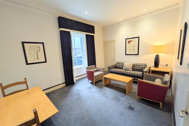 Flat 1, 44, Gilcomston Park, Aberdeen photo 2