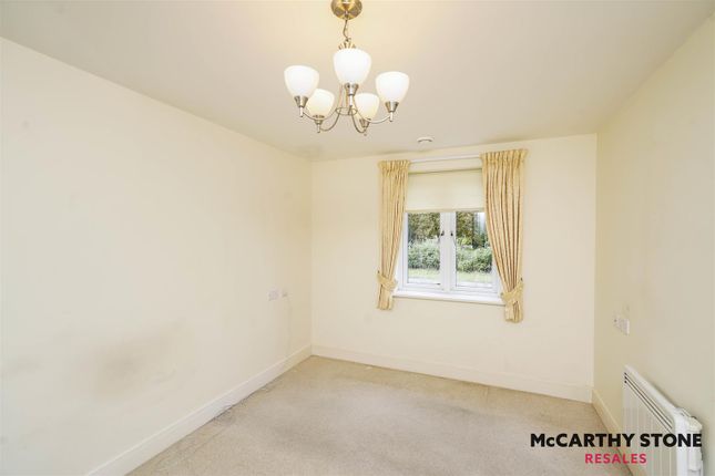 12 Olympic Court, Cannon Lane, Luton photo 2
