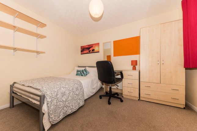 Property to rent in Tennyson Avenue, Canterbury
