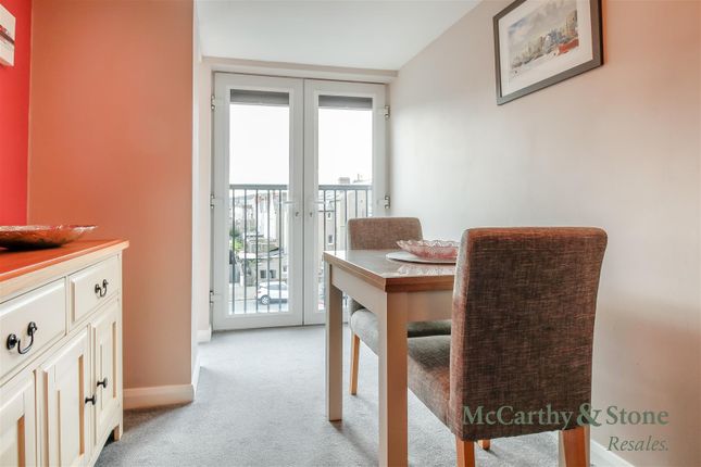 26 Cwrt Gloddaeth, Gloddaeth Street, Llandudno photo 4