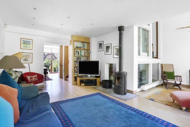 16a, Spencer Hill, London photo 4