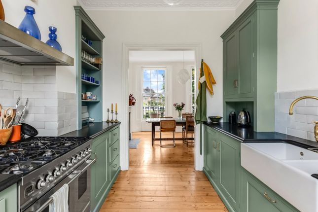 32B, Rochester Square, London photo 3