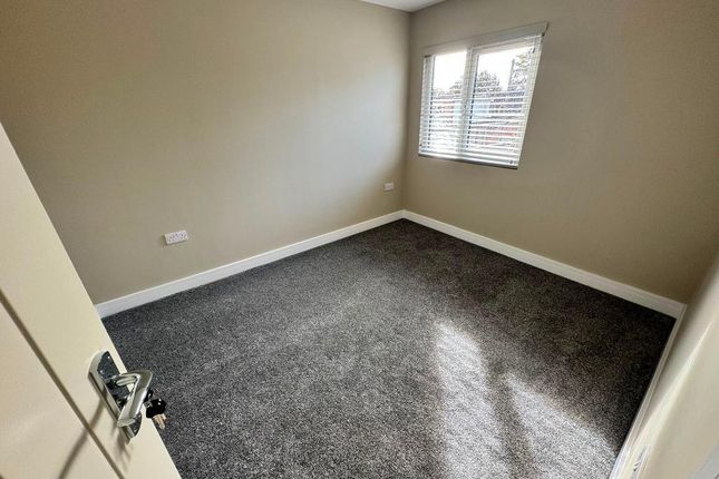36, Whitby Road, Manchester photo 5
