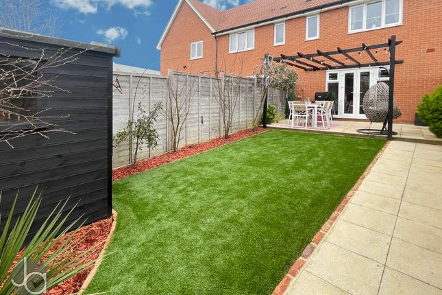 30, Lavender Crescent, Colchester photo 2