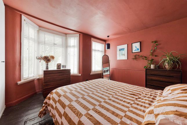 35, Acacia Road, Walthamstow photo 4