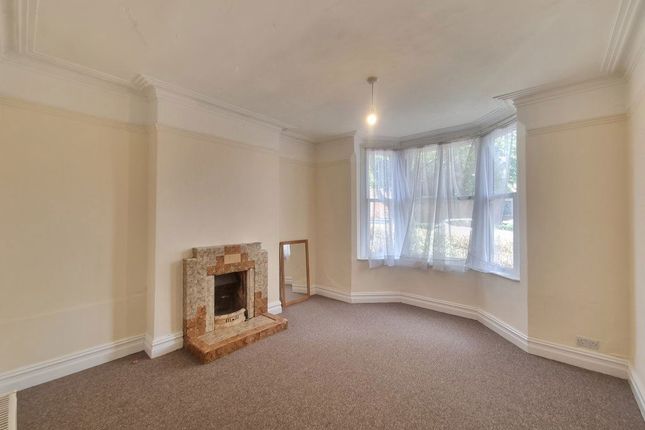 36, Sweetbriar Road, Leicester photo 2