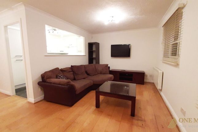 Flat for sale in Medlock House, Manchester