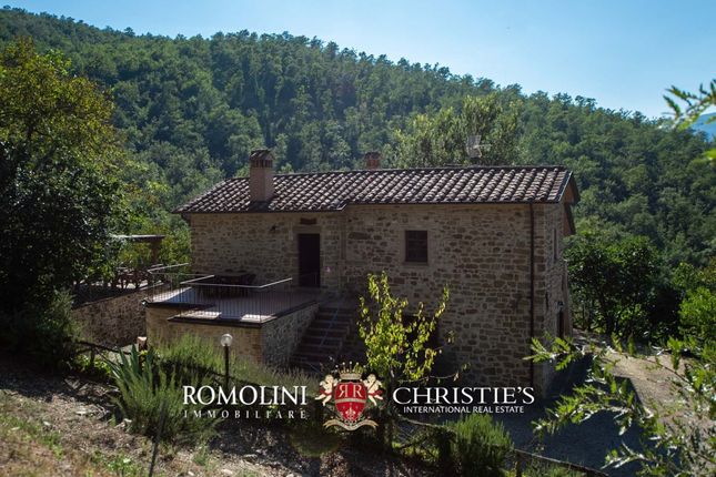 Country house for sale in Città di Castello, Umbria, Italy