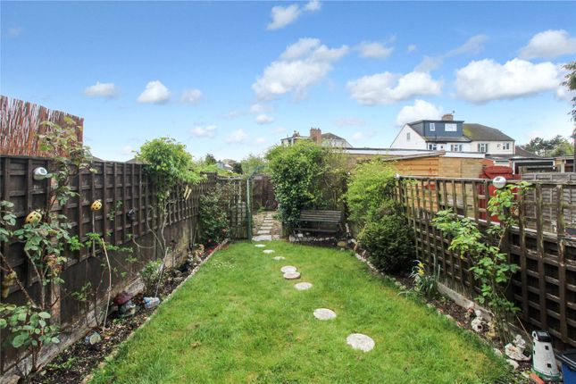 228, Eastwood Road North, Essex photo 4