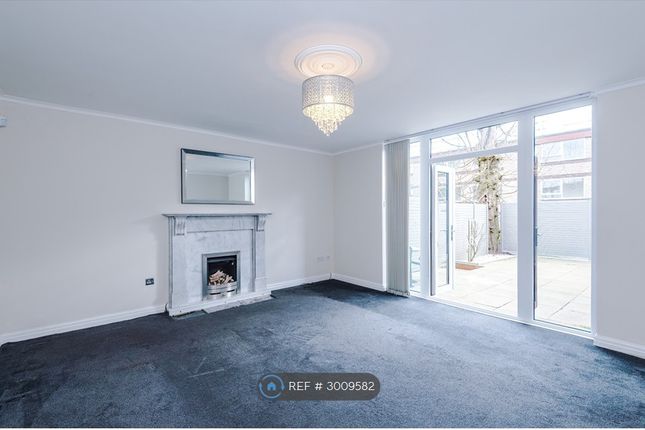 Grosvenor House Mews, Crumpsall, Manchester photo 3