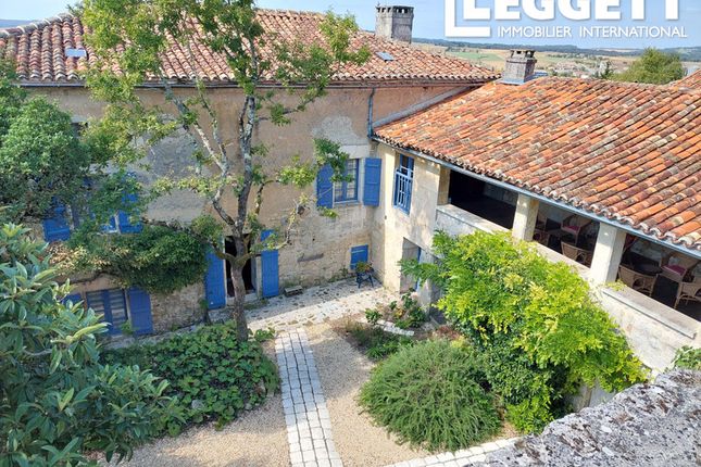 Thumbnail Villa for sale in Villebois-Lavalette, Charente, Nouvelle-Aquitaine