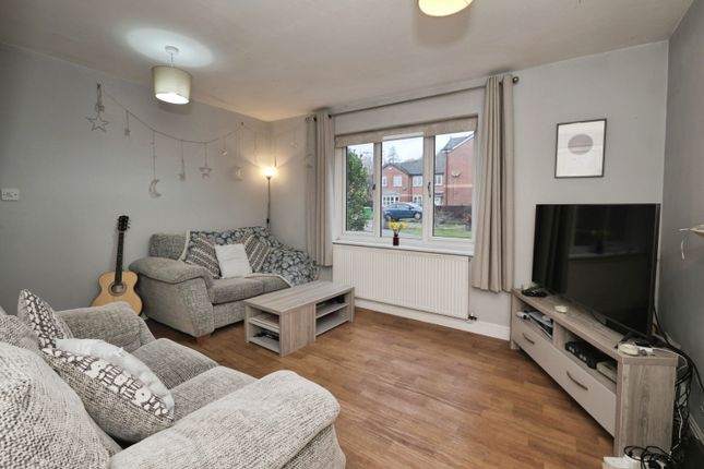 16, Windmill View, Nottingham photo 2