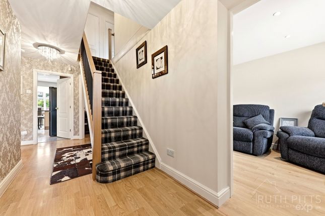 4, Stretton Close, Pontefract photo 4