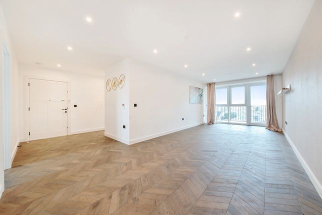 Flat for sale in Heritage Walk, Kingston Upon Thames