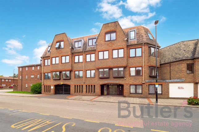 Flat to rent in Marshalls Road, Sutton