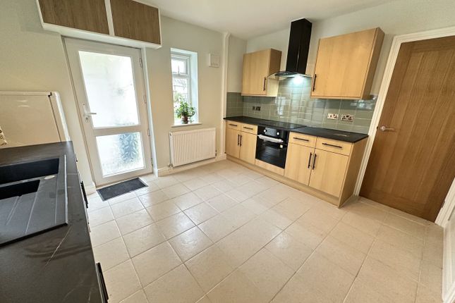 17, Ffynnon Dewi, Brecon photo 3