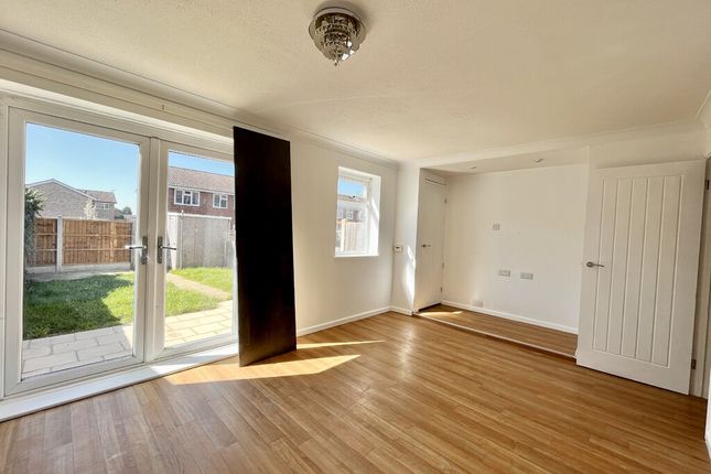 Terraced house to rent in Albany Close, Chelmsford