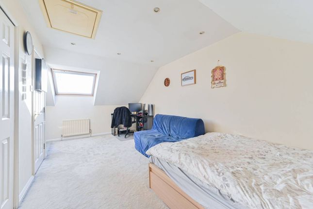 Terraced house for sale in Guildersfield Road, Streatham Common, London