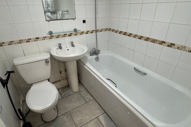 1, James Street, Reading photo 5