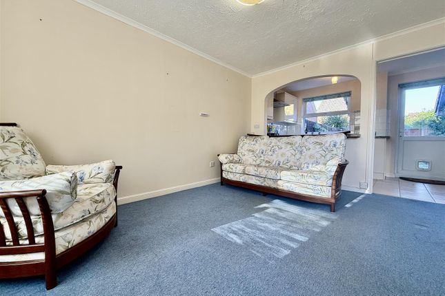 39, Ivory Close, Faversham photo 2