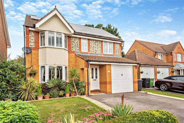 Thumbnail Detached house for sale in Cowslip Crescent, Thatcham, Berkshire