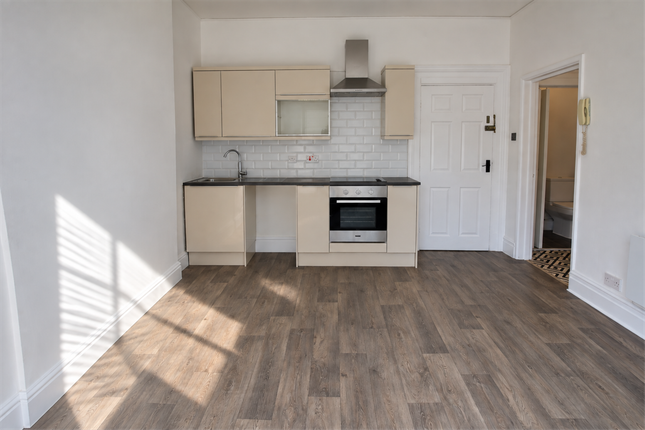 Flat 1, Gordon Road, Weston-super-Mare photo 3