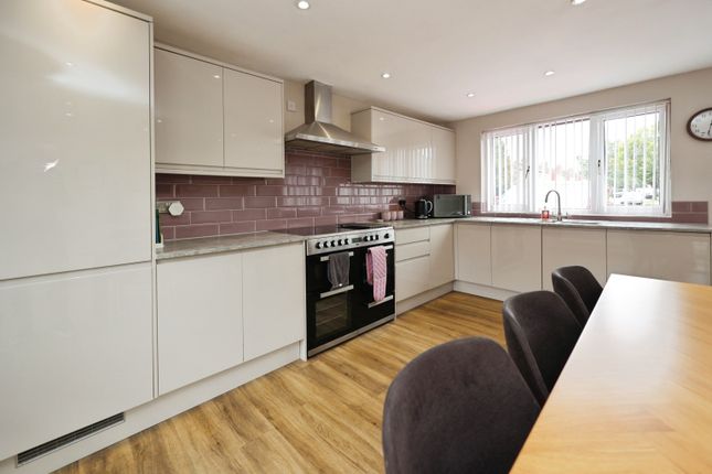 51 St. Helens Avenue, Lincoln, Lincolnshire photo 4