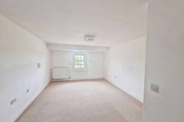 10, Stamford photo 4