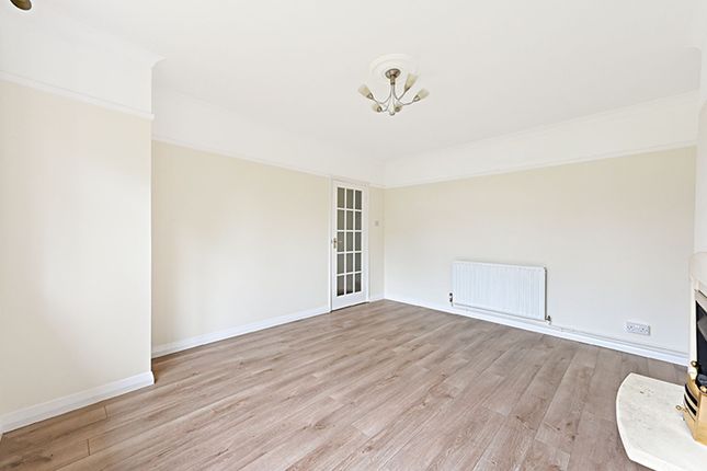 11 Verona Drive, Surbiton photo 2