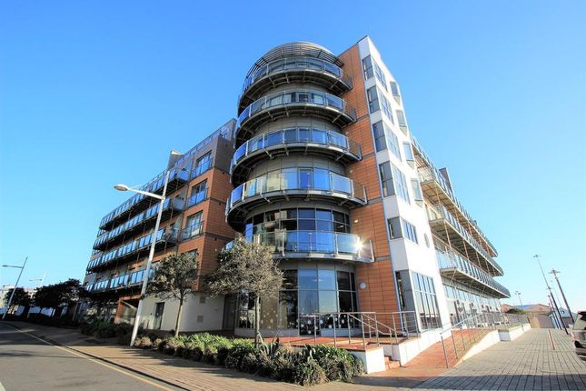 17, Harbour Reach Apartments, La Rue de Carteret, Jersey photo 2