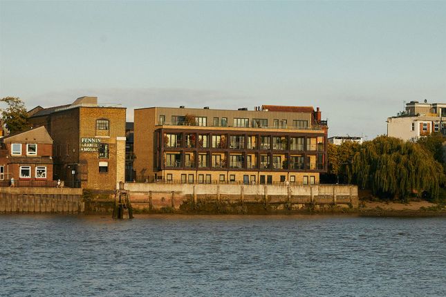 Thumbnail Flat to rent in Palace Wharf, Hammersmith