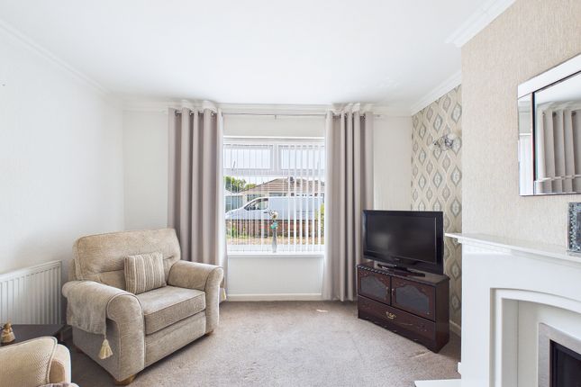 10, Woburn Close, Haydock photo 3