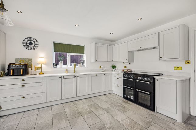 Winsmore,, North Road East, Cheltenham photo 4