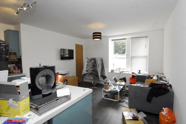 Flat to rent in Quaker Lane, Flat 6, Plymouth