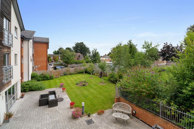 59 Kings Place, Fleet Road, Fleet photo 3