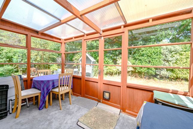 63, Albany Drive, Wimborne photo 4