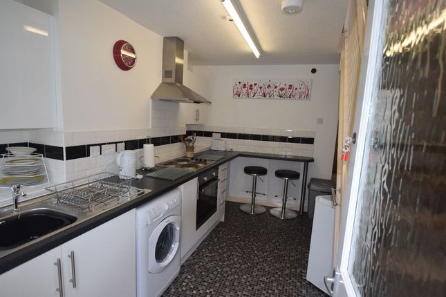 Thumbnail Flat to rent in Bayliss House, Flat 1, R/O 83 High Street