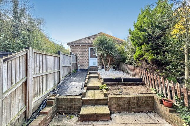 47 Bradbridge Green, Ashford photo 4