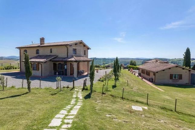 Thumbnail Farm for sale in Montalcino, 53024, Italy