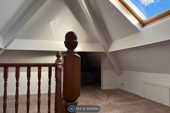 Moorland Crescent, Menston, Ilkley photo 2