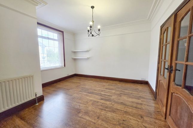 14, Park Grove, Barnsley photo 5
